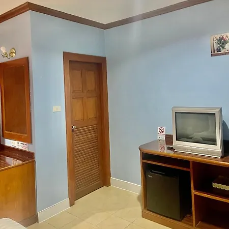 Innarm House Patong Exterior photo