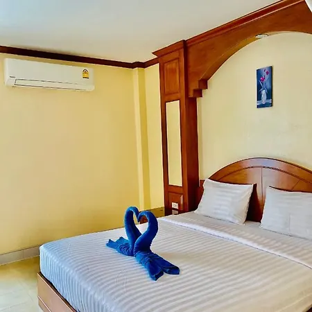 Innarm House Patong Exterior photo